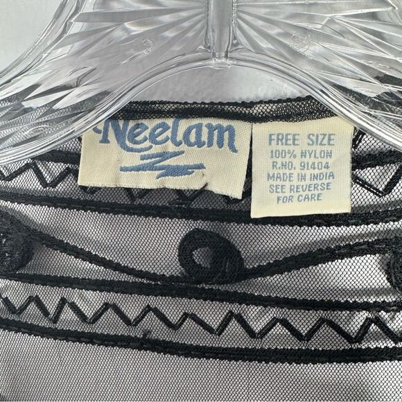 Neelam lace and sheer cover with beaded detailing - Picture 6 of 8